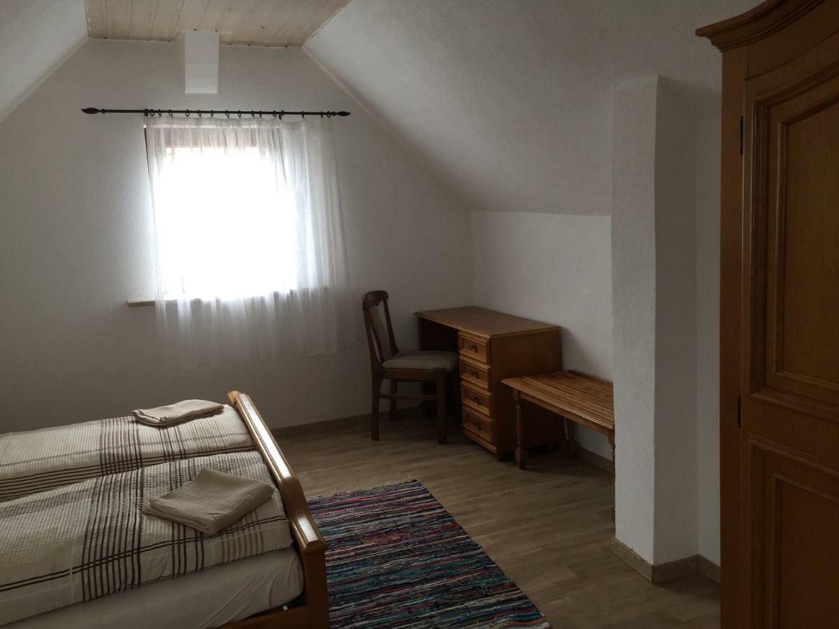 Gasthof Roessle Ochsenwang Bissingen an der Teck Exterior foto
