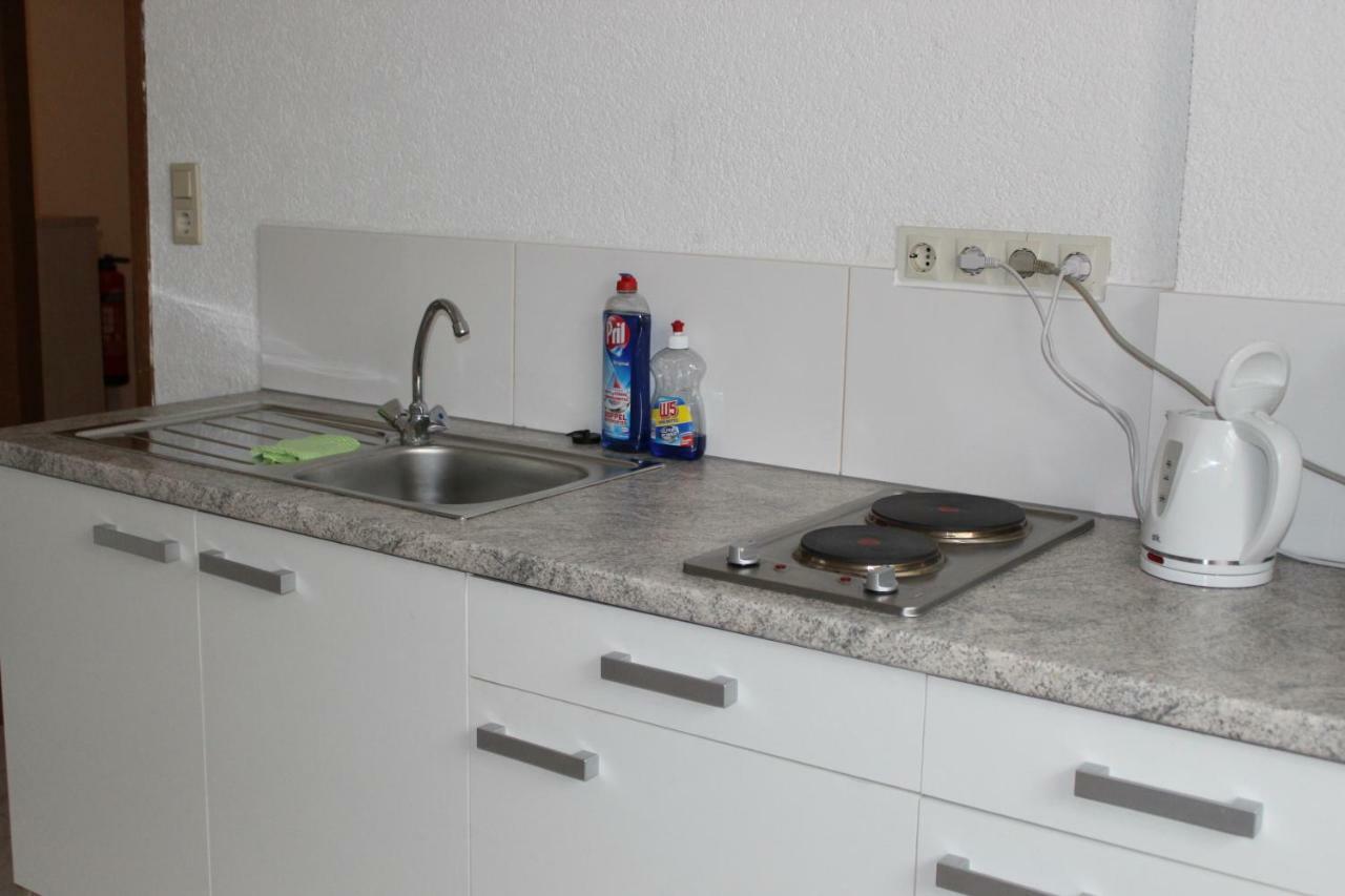 Gasthof Roessle Ochsenwang Bissingen an der Teck Exterior foto